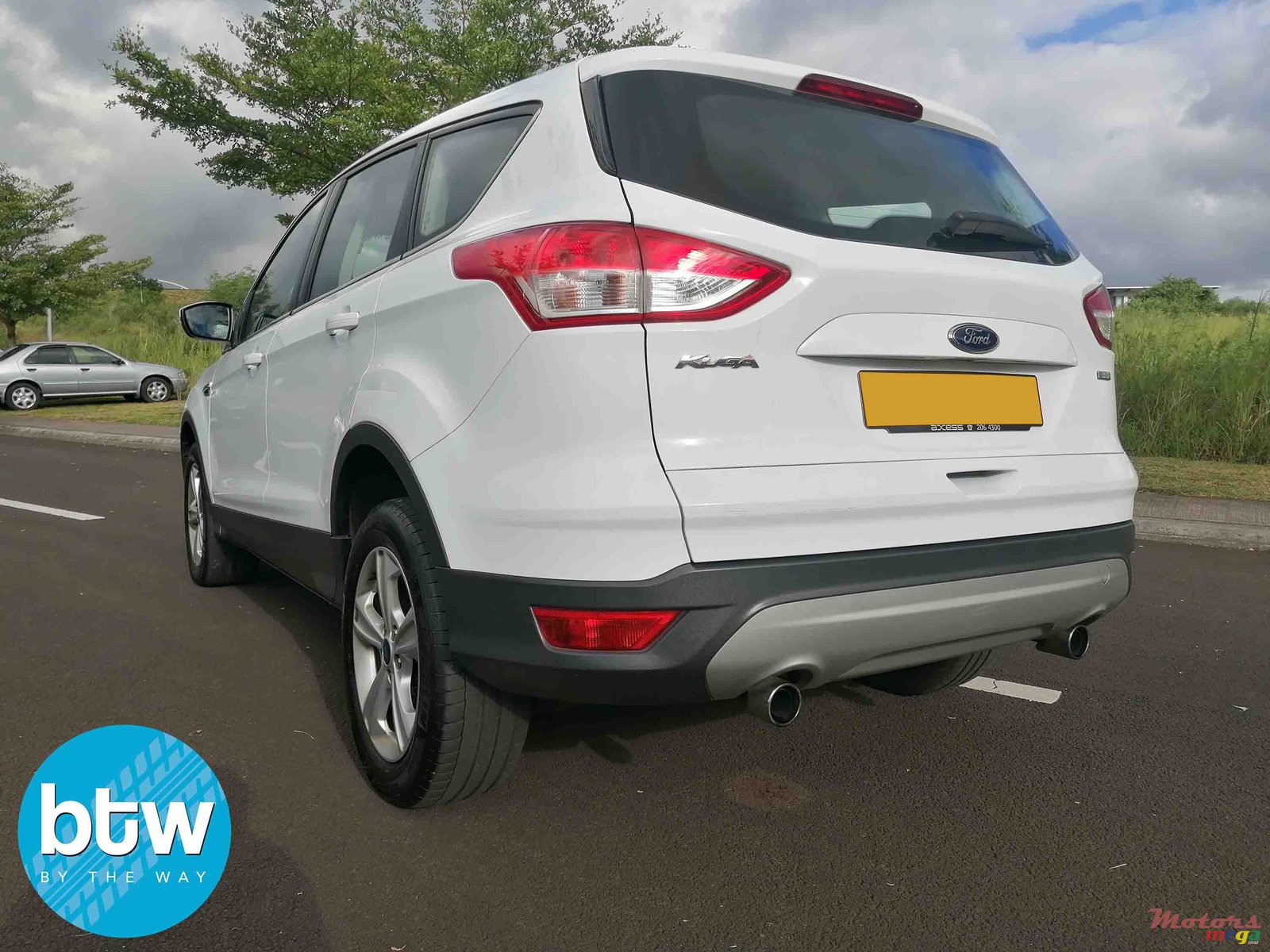 2014' Ford Kuga photo #3