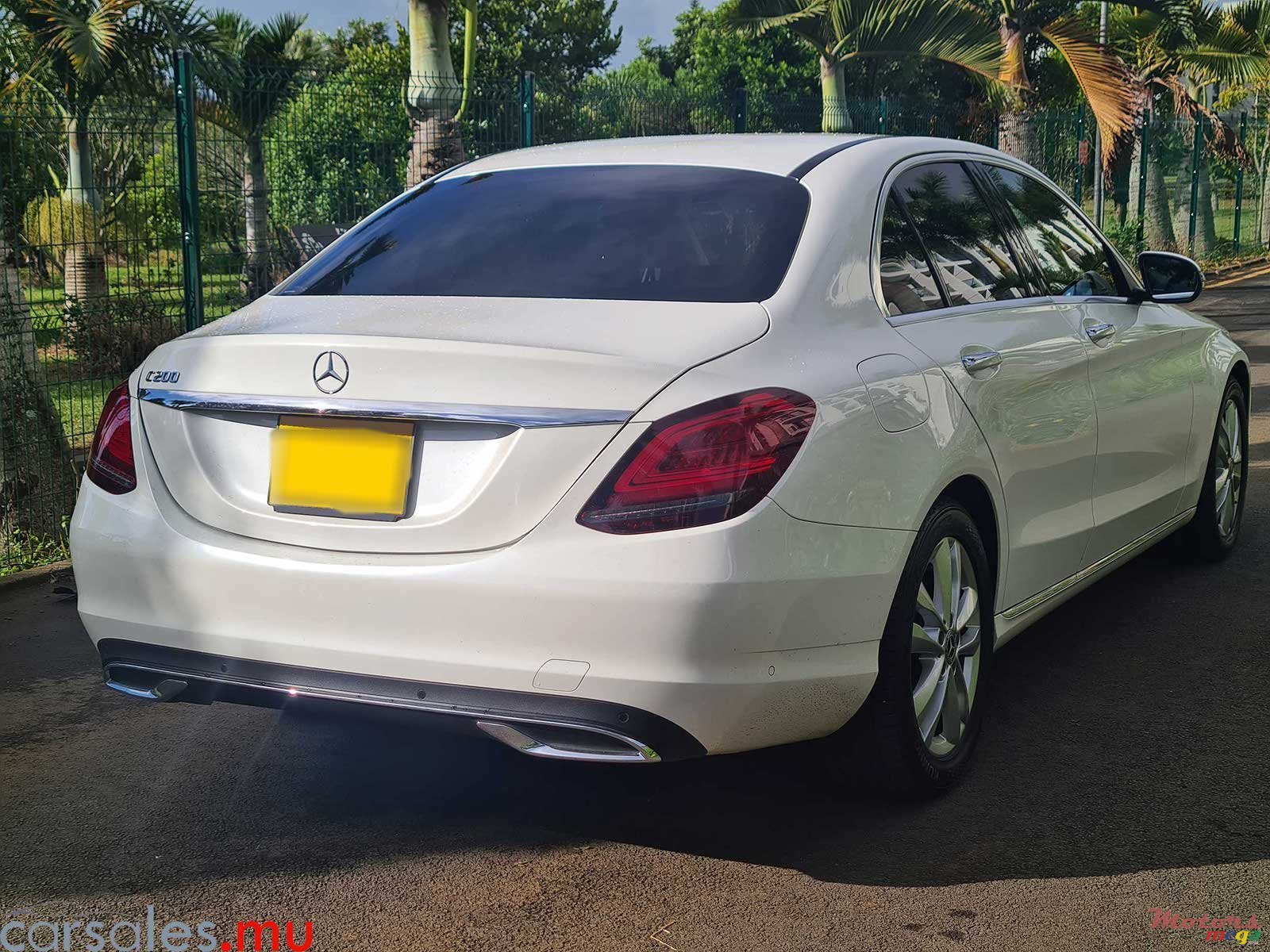 2019' Mercedes-Benz C 200 Avantgarde photo #4