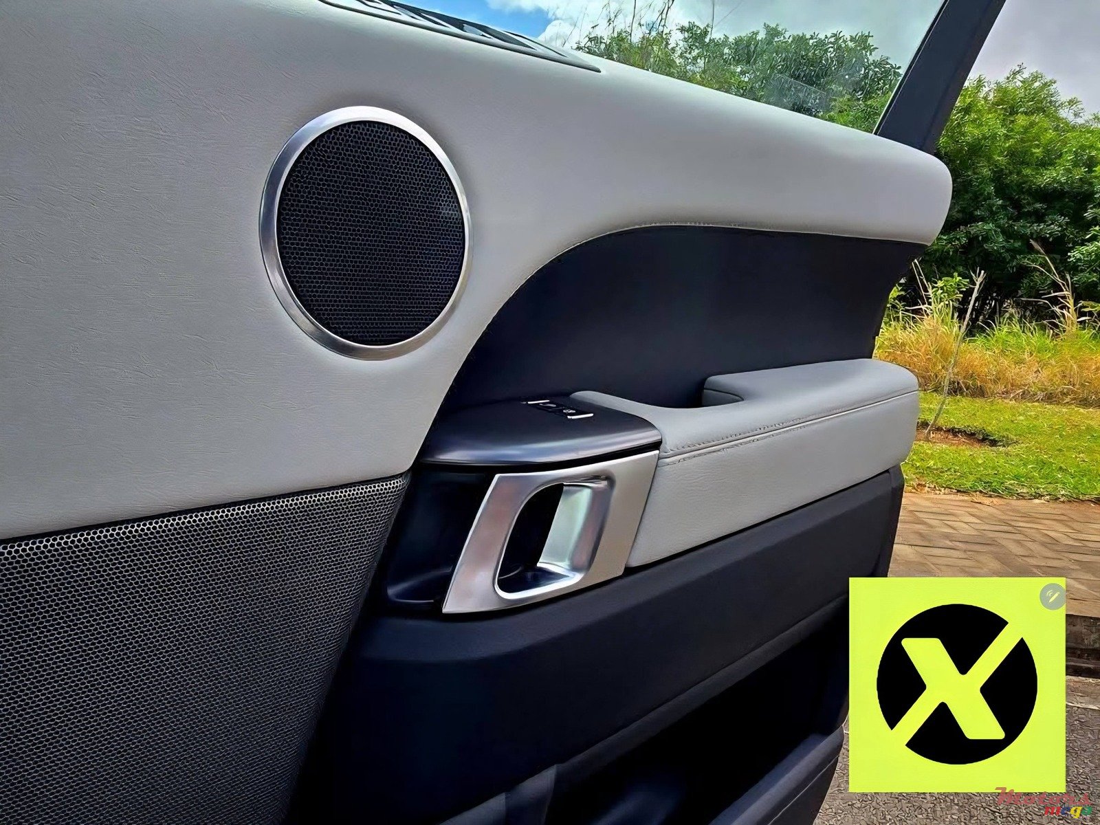 2017' Land Rover Range Rover photo #5