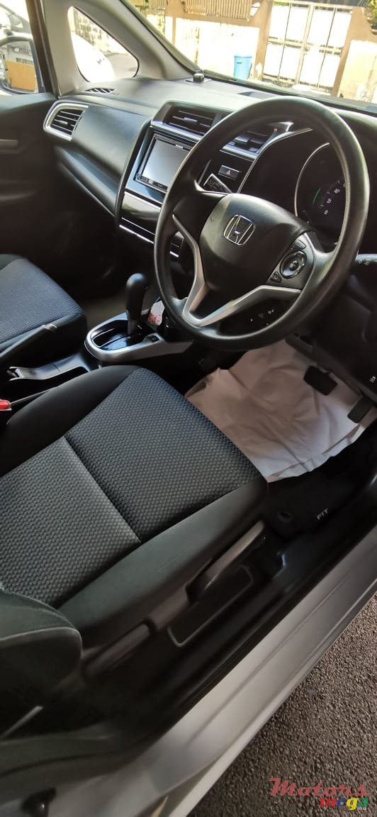2018' Honda FIT USA photo #4