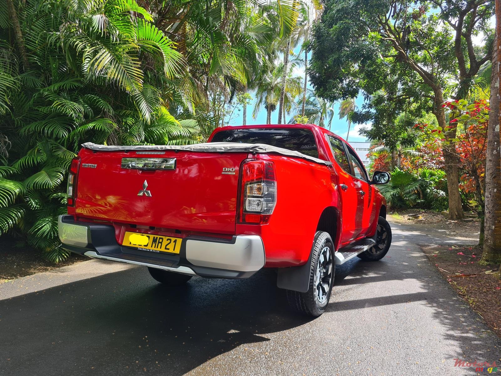 2021' Mitsubishi Triton Automatic 4x4 photo #3