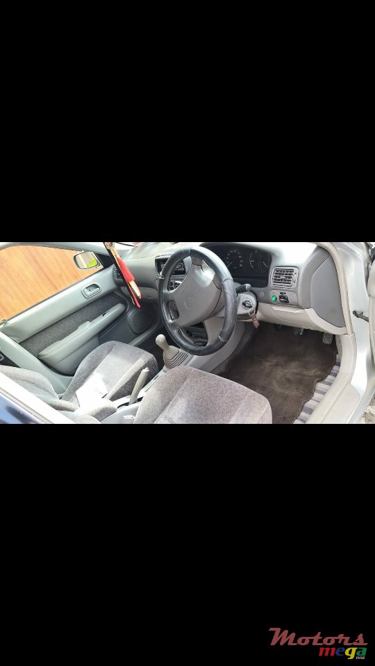 1998' Toyota Corolla photo #3