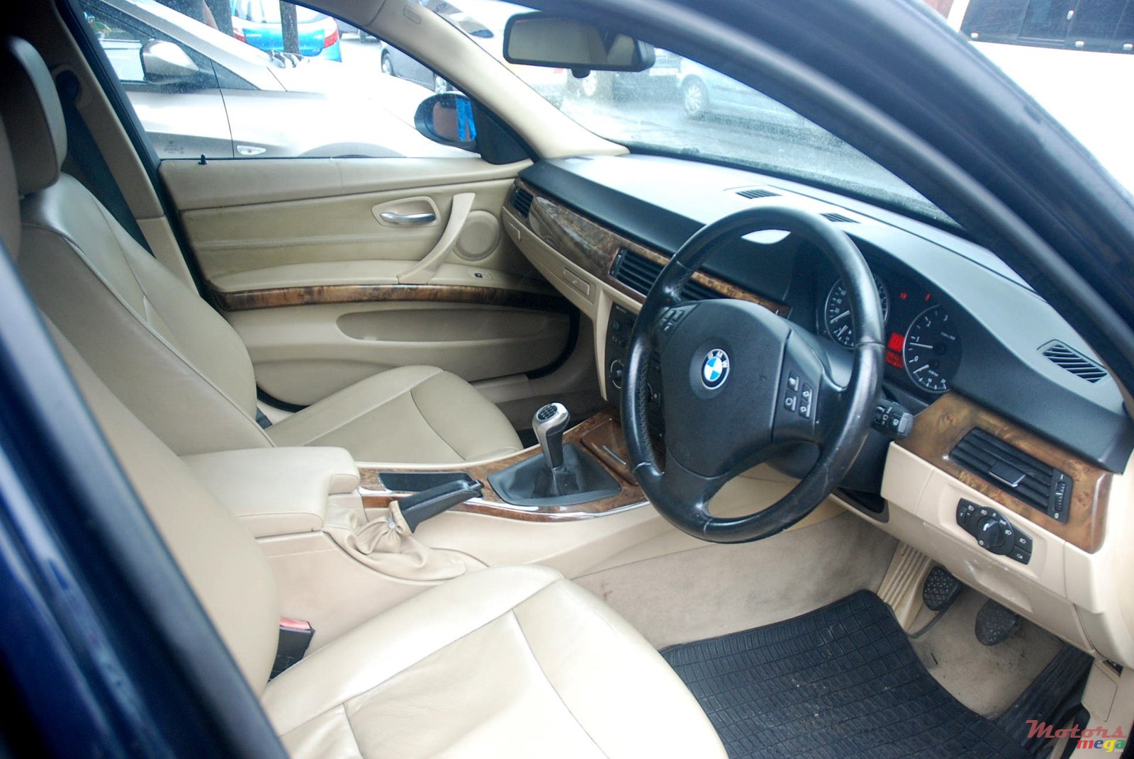 2007' BMW 320 photo #3