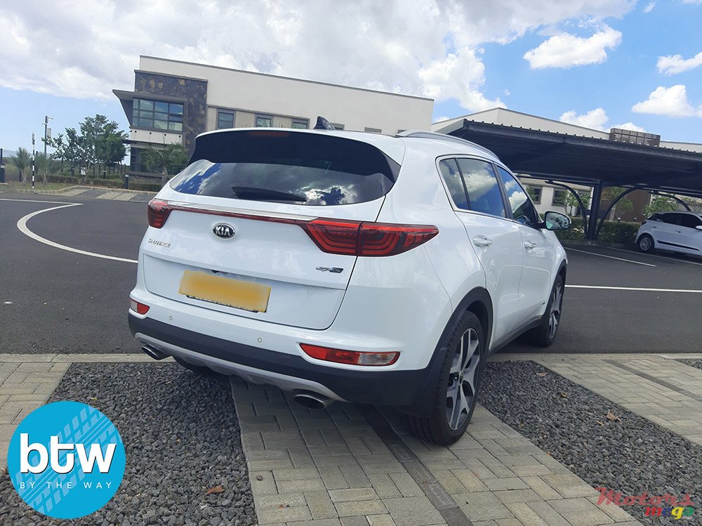 2017' Kia Sportage GT Line photo #4