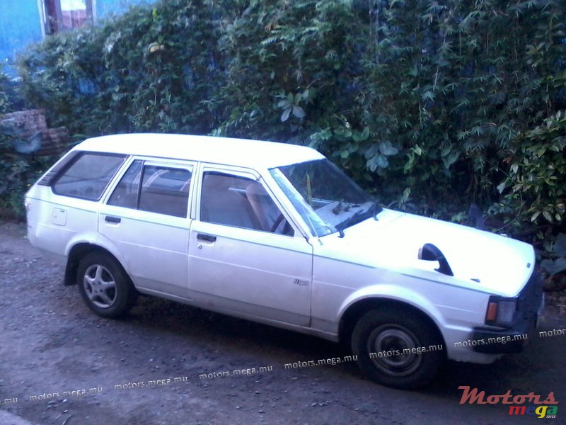 1987' Toyota Corolla normal photo #2