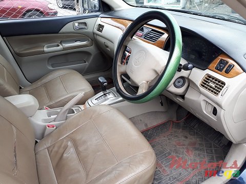 2004' Mitsubishi Lancer photo #5