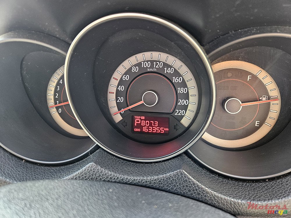 2011' Kia Cerato photo #7