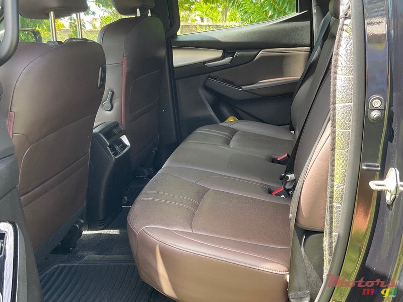 2022' Mazda BT50 SIGNATURE photo #5
