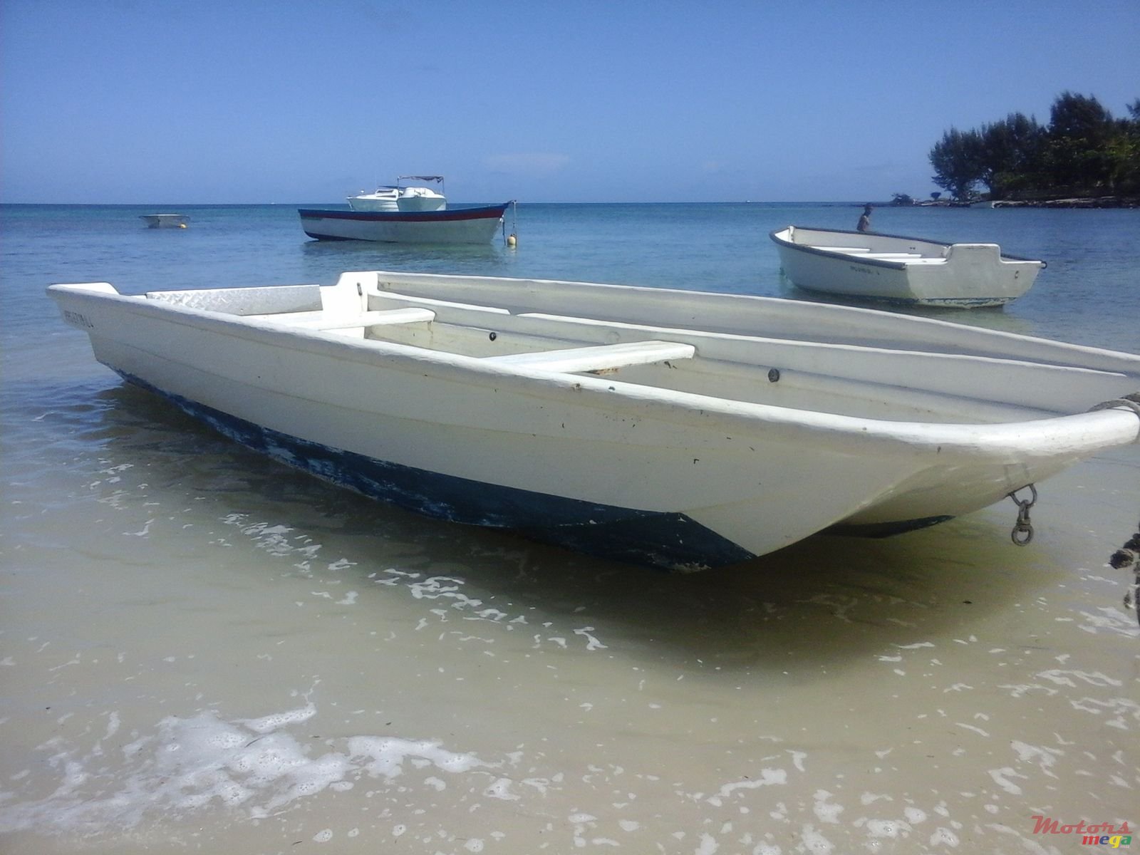 2002' Boston Whaler photo #6