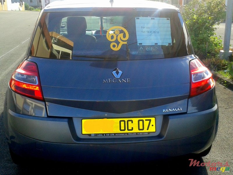 2007' Renault Megane photo #6