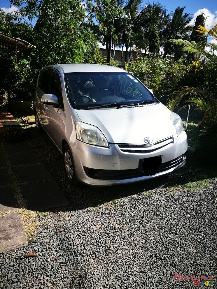 2010' Toyota Paseo Passo sette 7 seaters photo #1