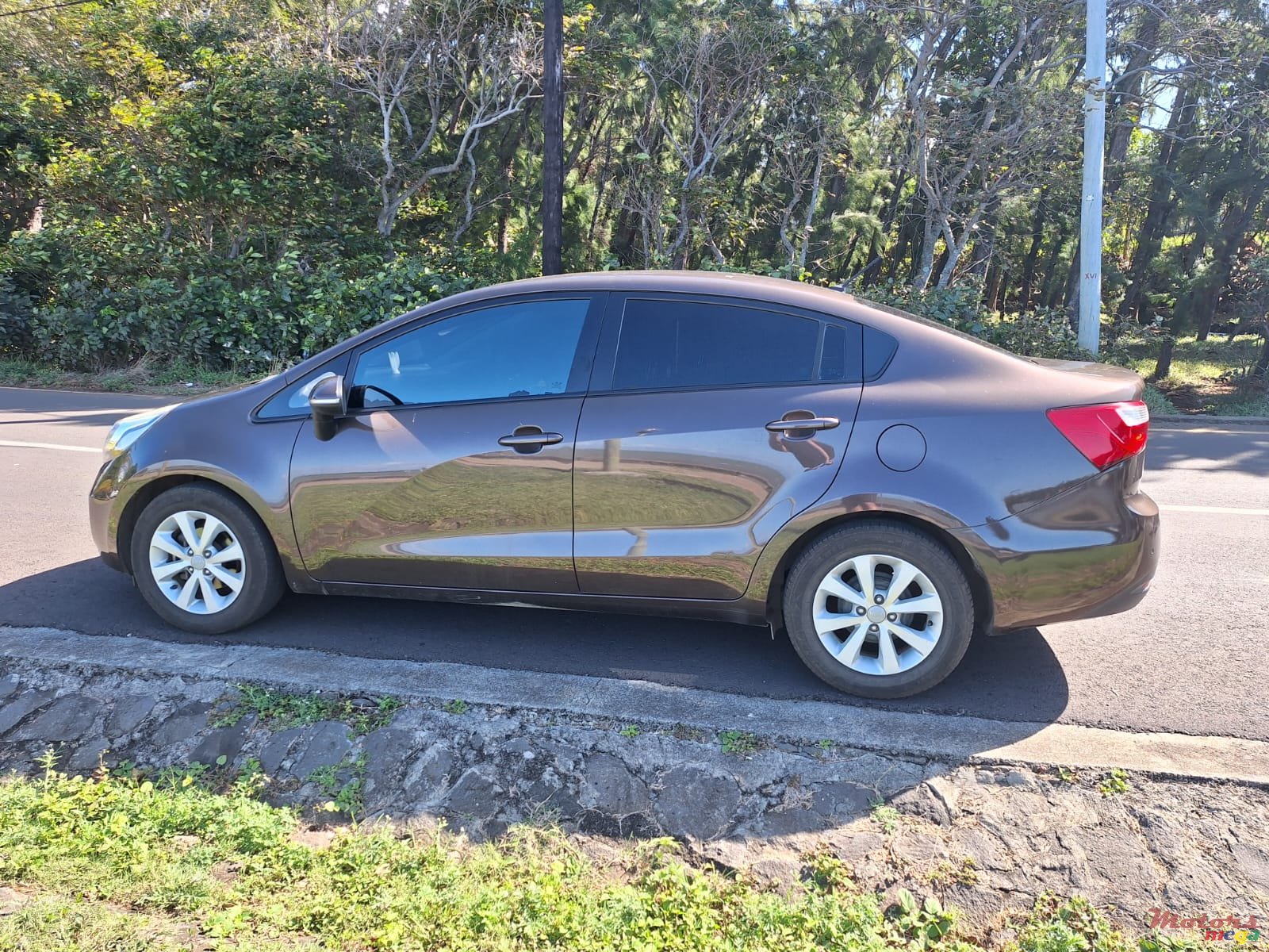 2014' Kia Rio photo #2