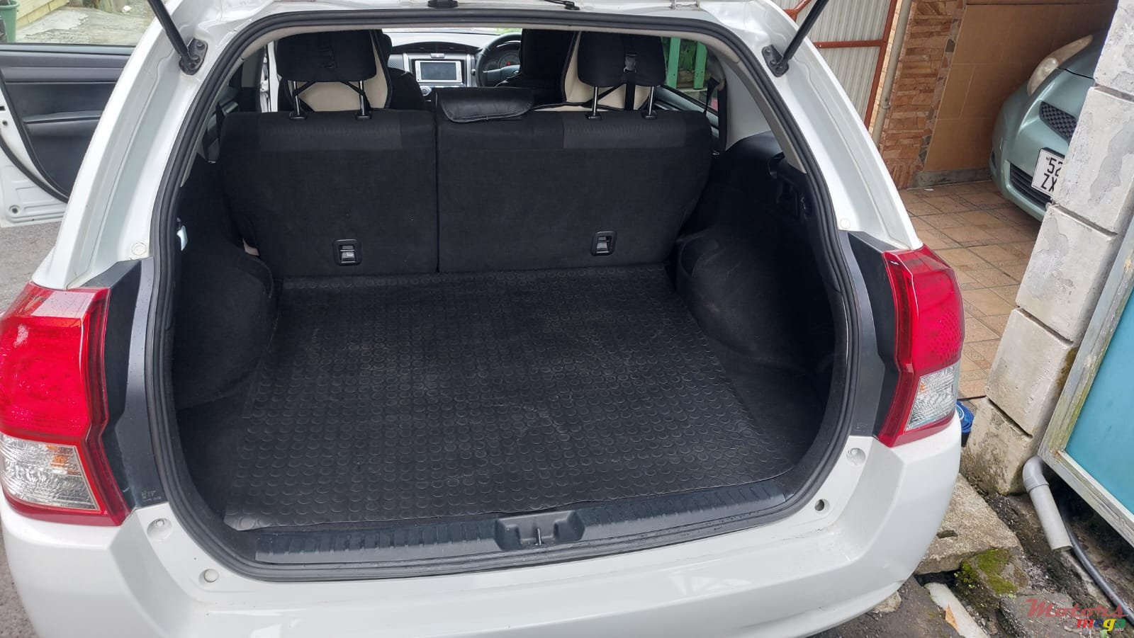 2013' Toyota Fielder photo #5