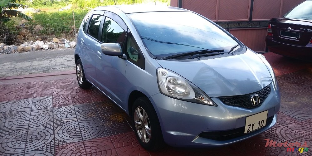 2010' Honda Fit 1.3 photo #1