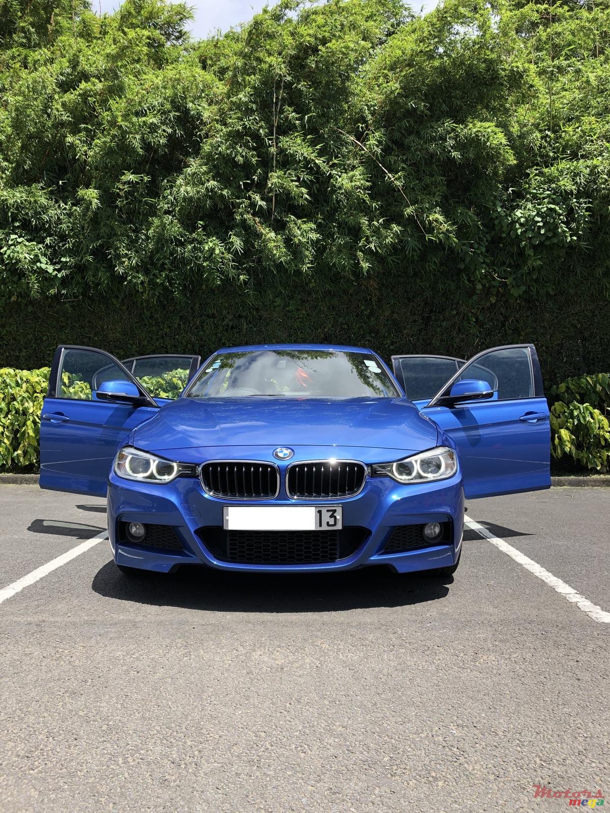 2013' BMW 3 Series M Sport photo #4