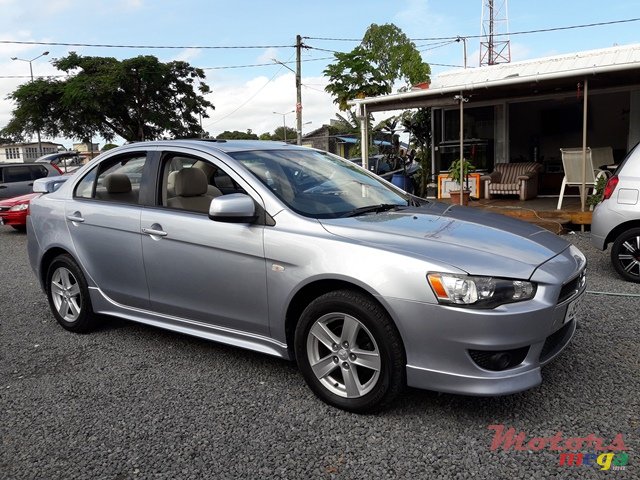 2009' Mitsubishi Lancer photo #1