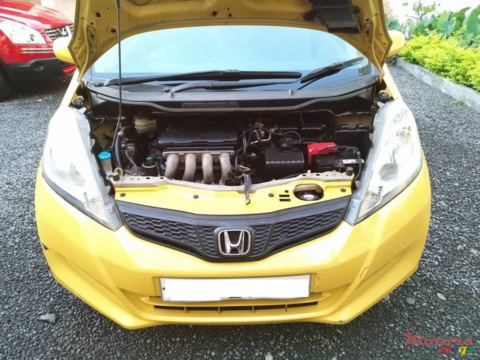 2011' Honda photo #7