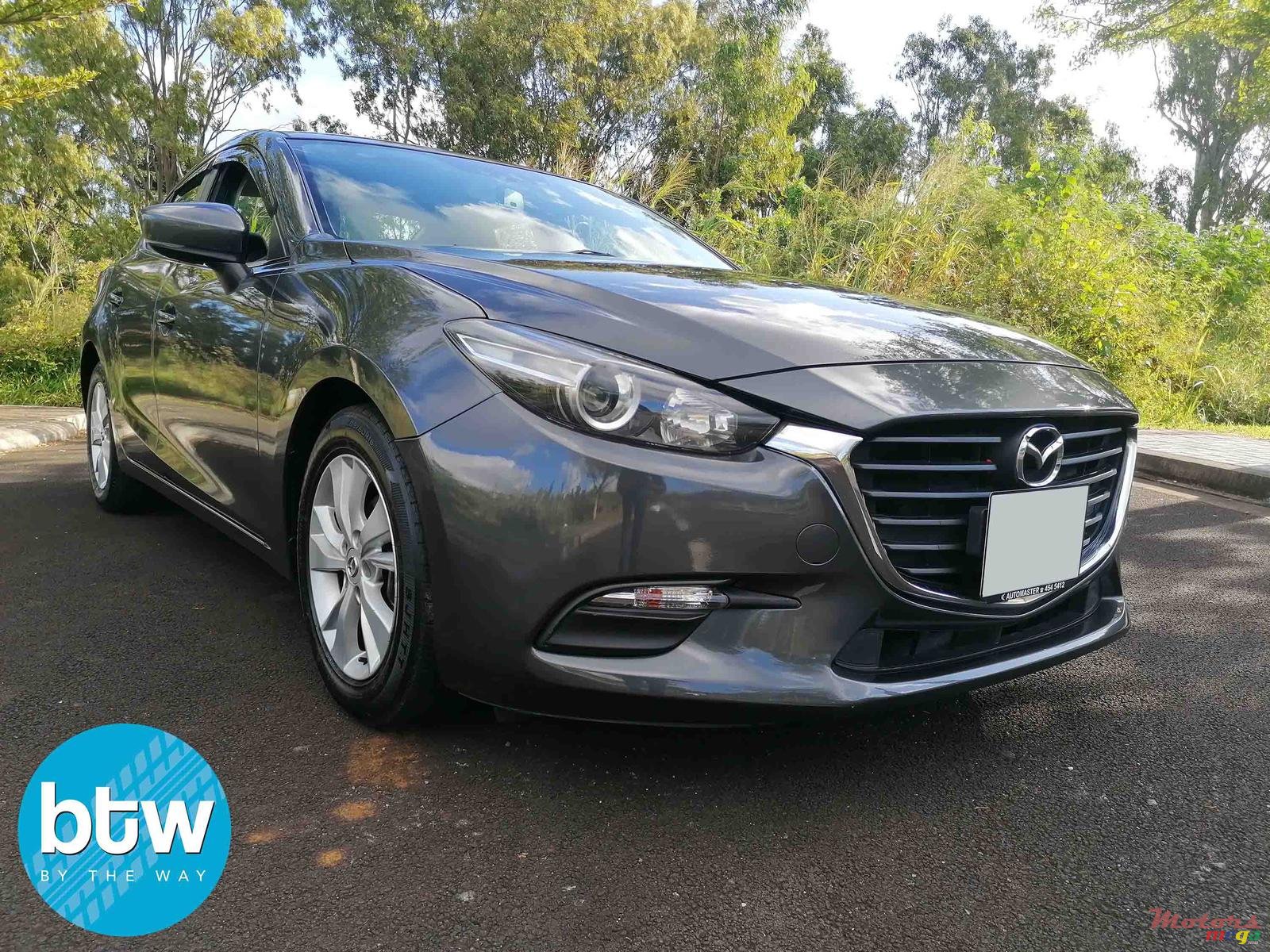 2017' Mazda 3 photo #1