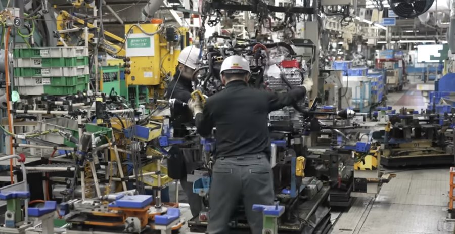 How Nissan Builds Its e-Power Hybrid System That Drives Like an EV