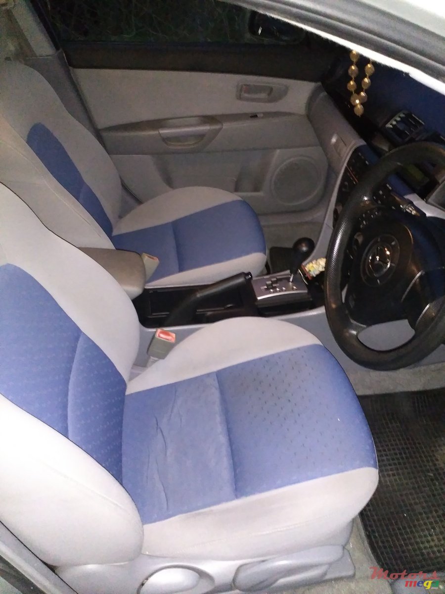 2004' Mazda Axela Alloy wheels photo #4