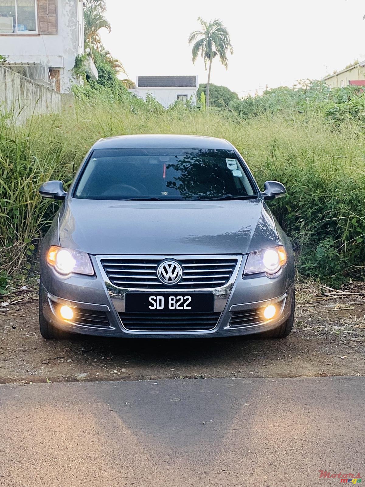 2006' Volkswagen Passat B6 photo #2