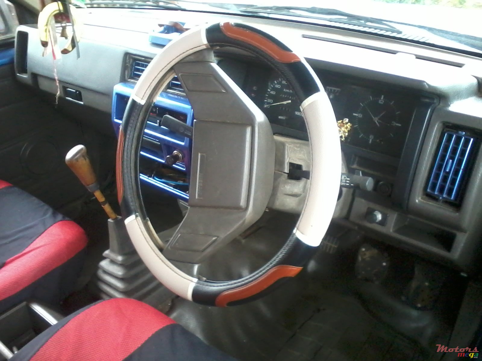 1992' Nissan photo #3