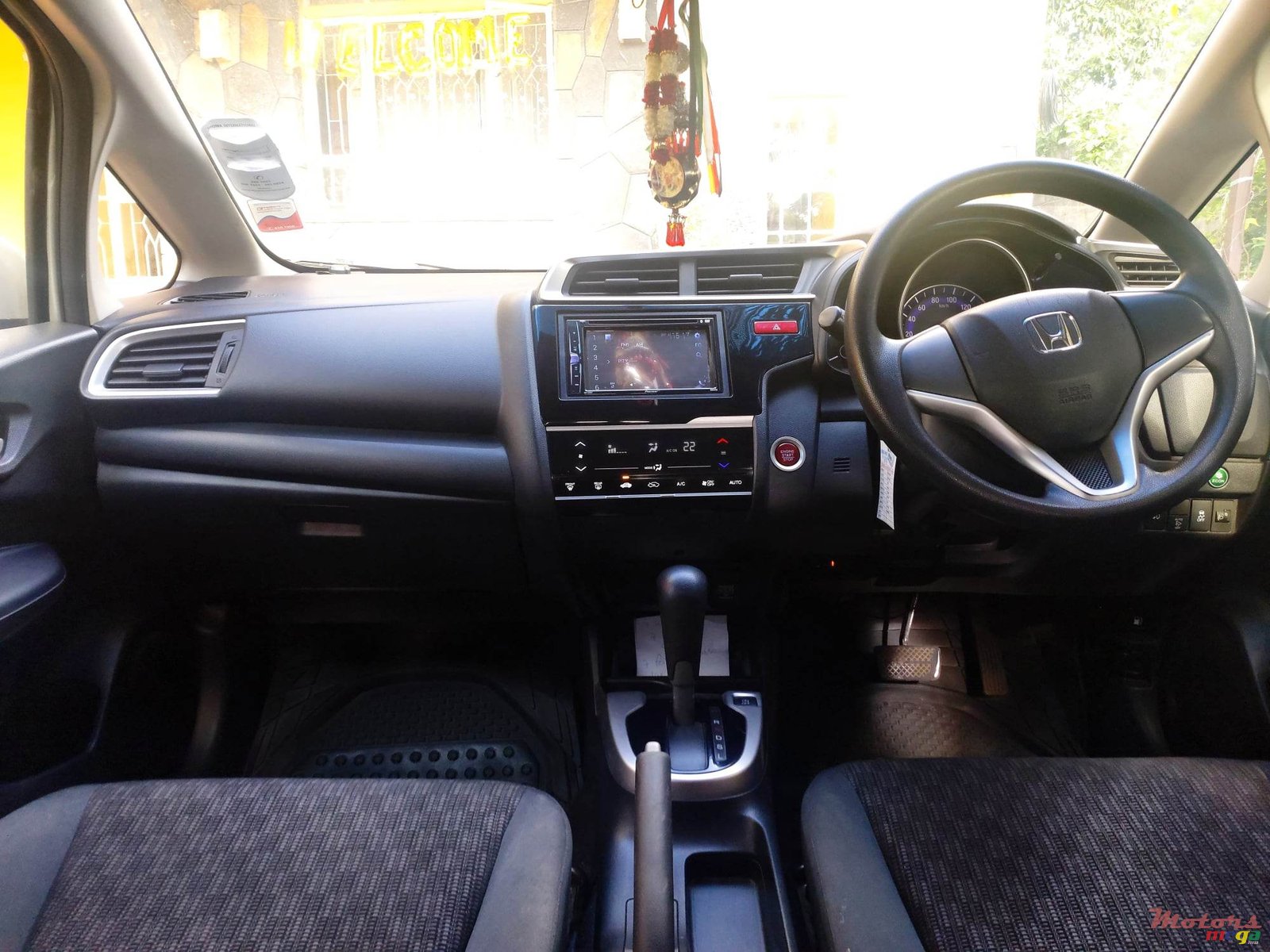 2015' Honda Fit photo #3