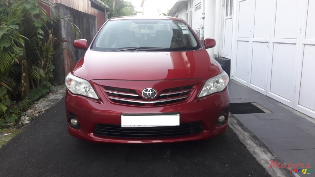 2012' Toyota Corolla GLI photo #1