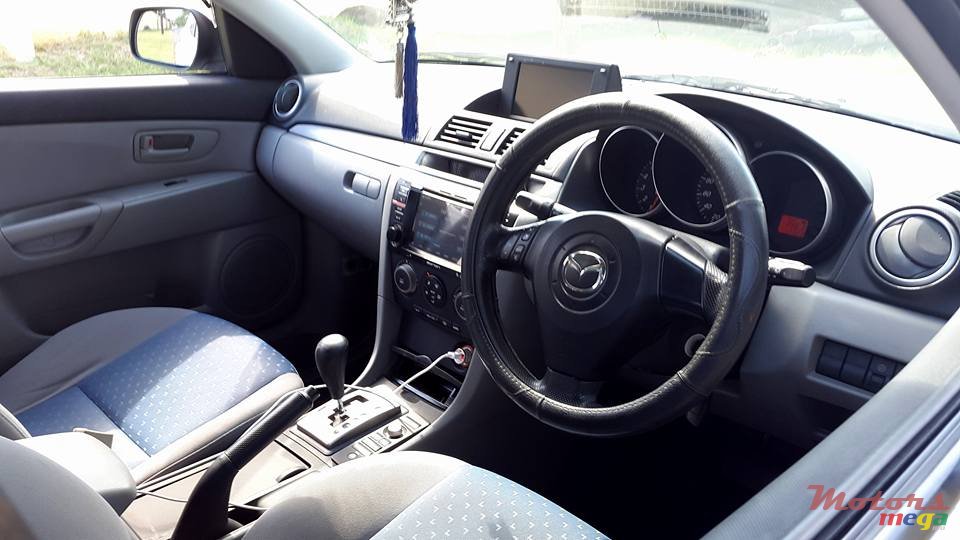 2003' Mazda photo #5