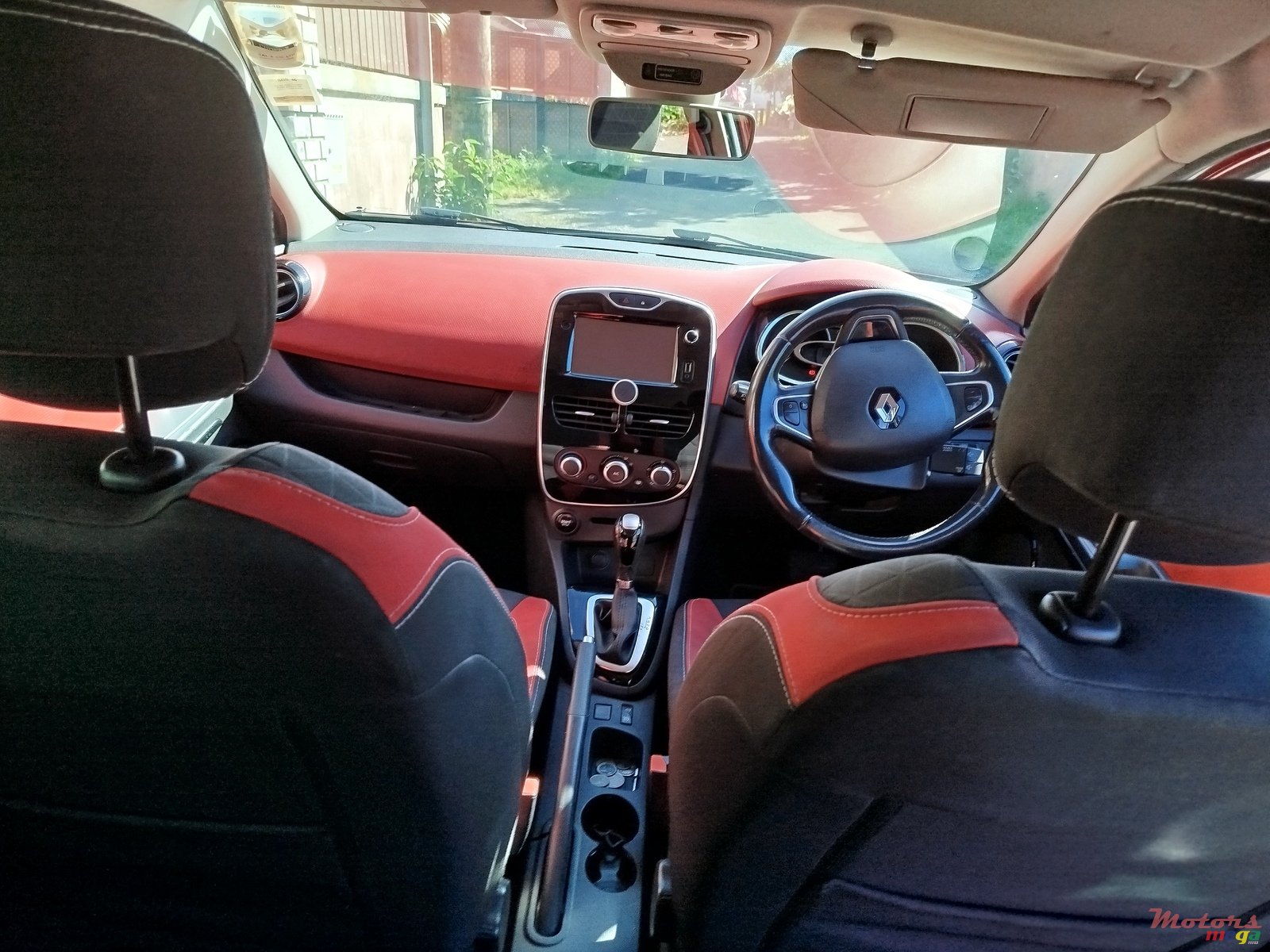 2016' Renault Clio 4 photo #7