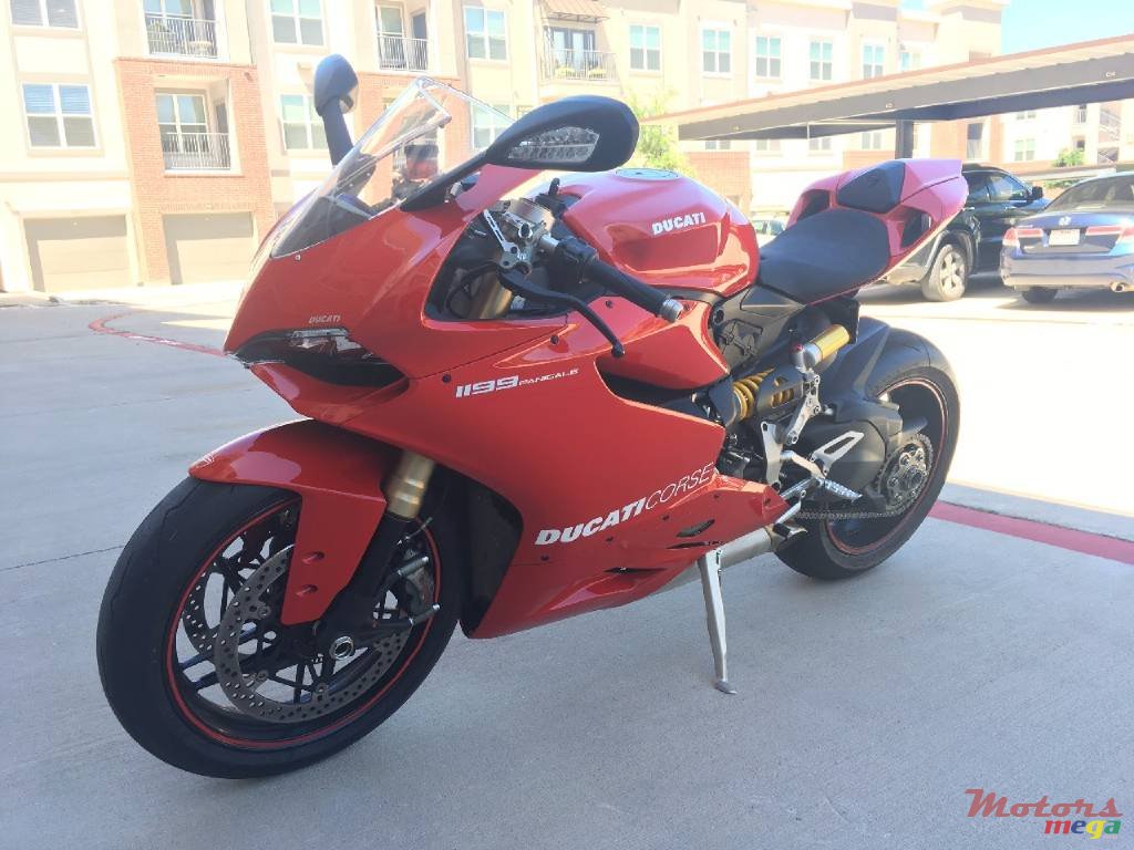 2014' Ducati photo #3