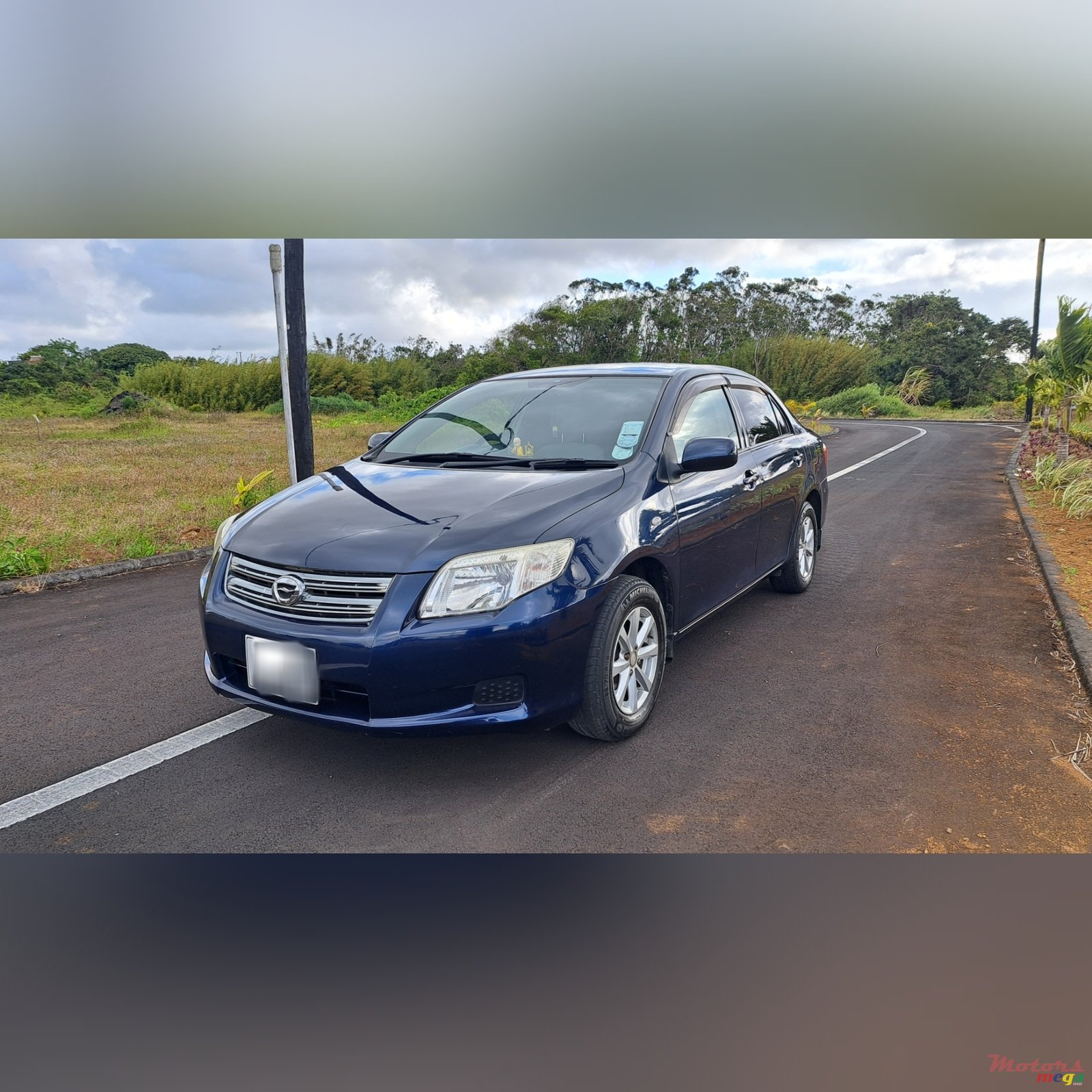 2007' Toyota Axio photo #3