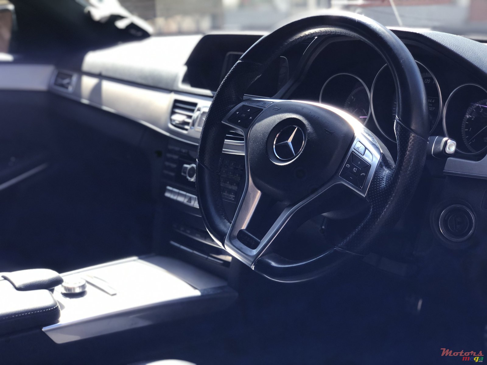 2014' Mercedes-Benz E 250 AMG photo #3