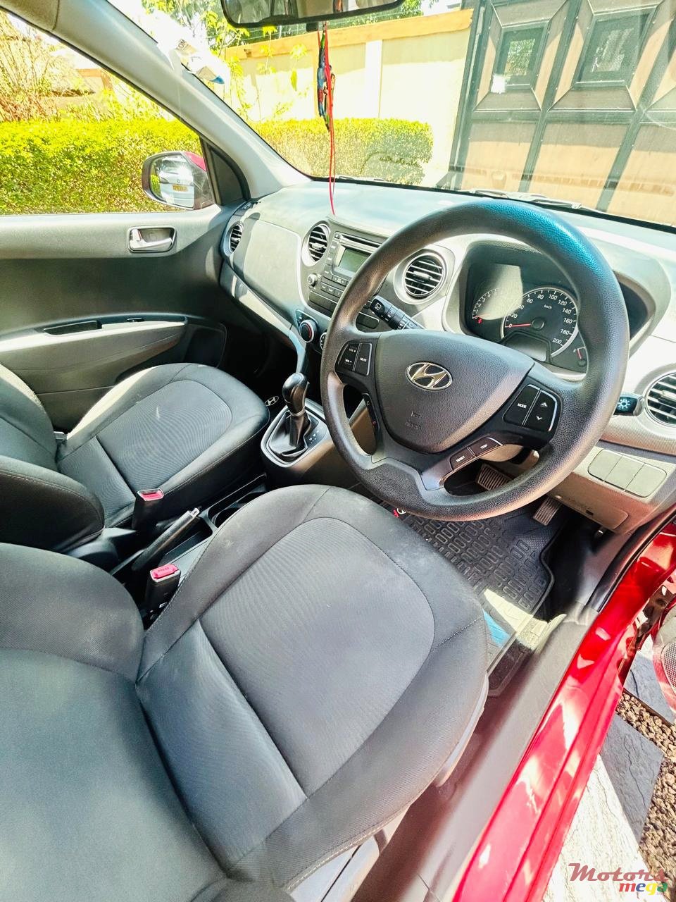 2018' Hyundai i10 Grand i10 GLS photo #6