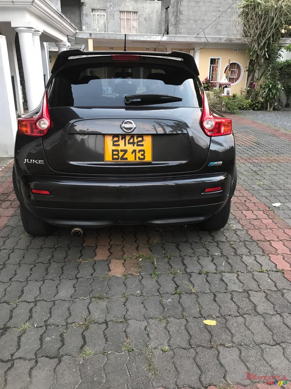 2013' Nissan Juke photo #3