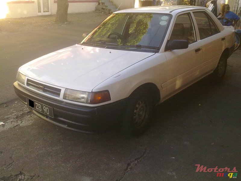 1990' Mazda 323 photo #2