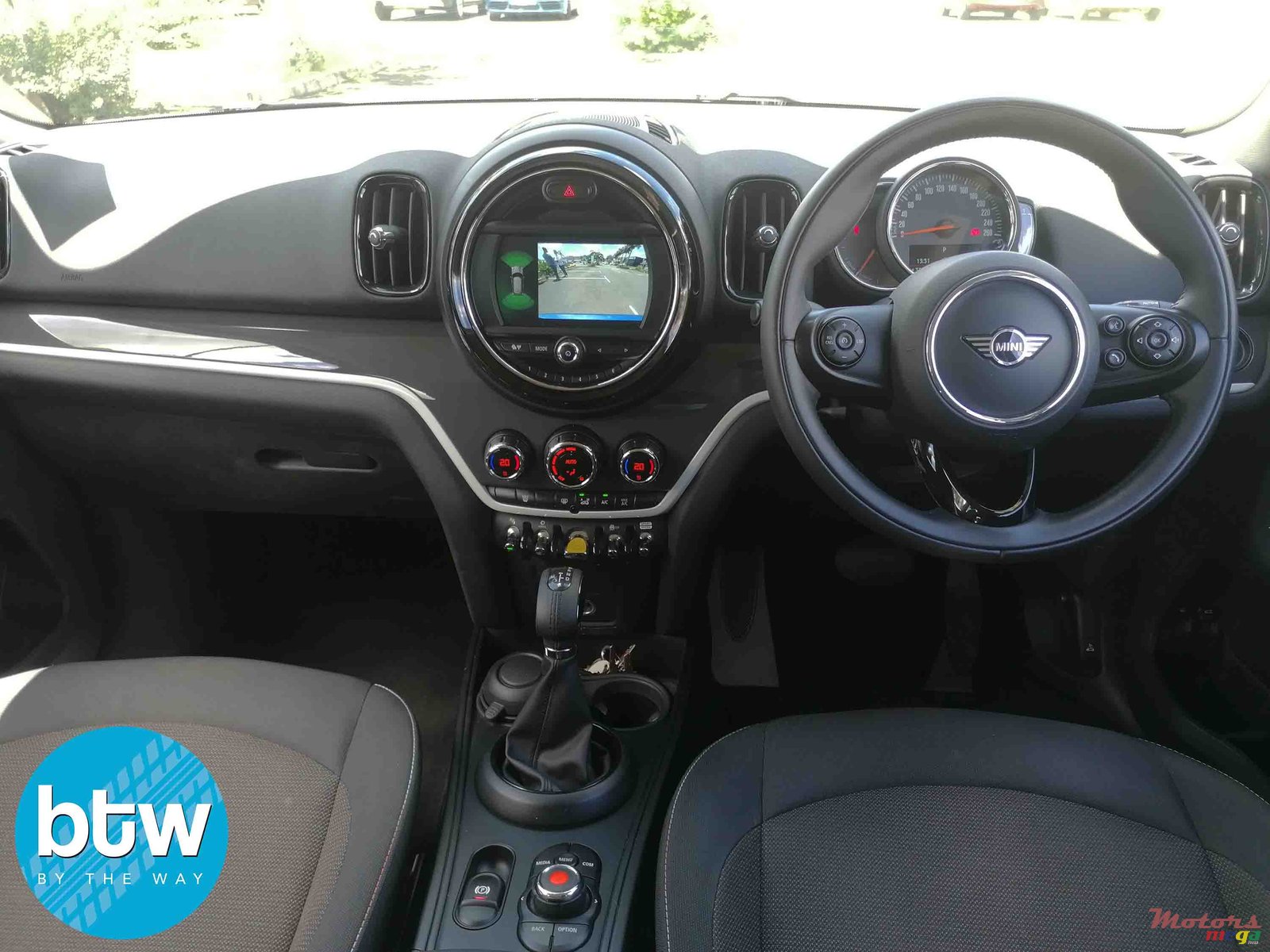 2019' MINI Countryman photo #7