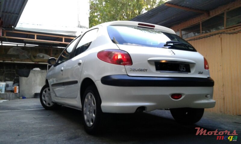 2005' Peugeot 206 photo #4
