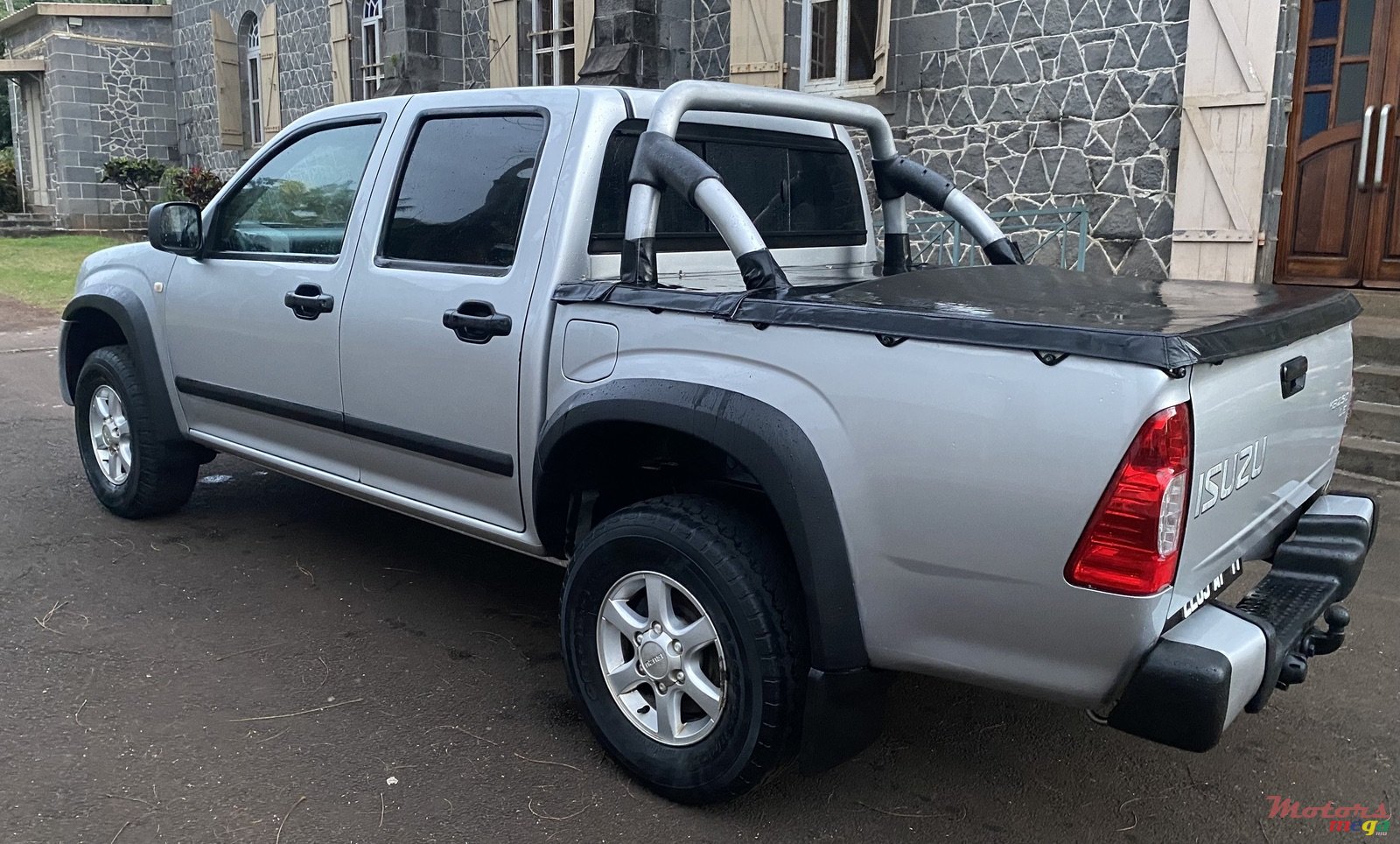 2011' Isuzu KB Series KB 250 photo #6