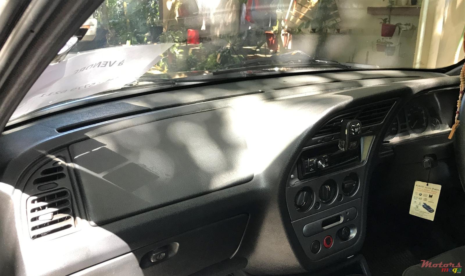 2001' Peugeot 306 photo #1