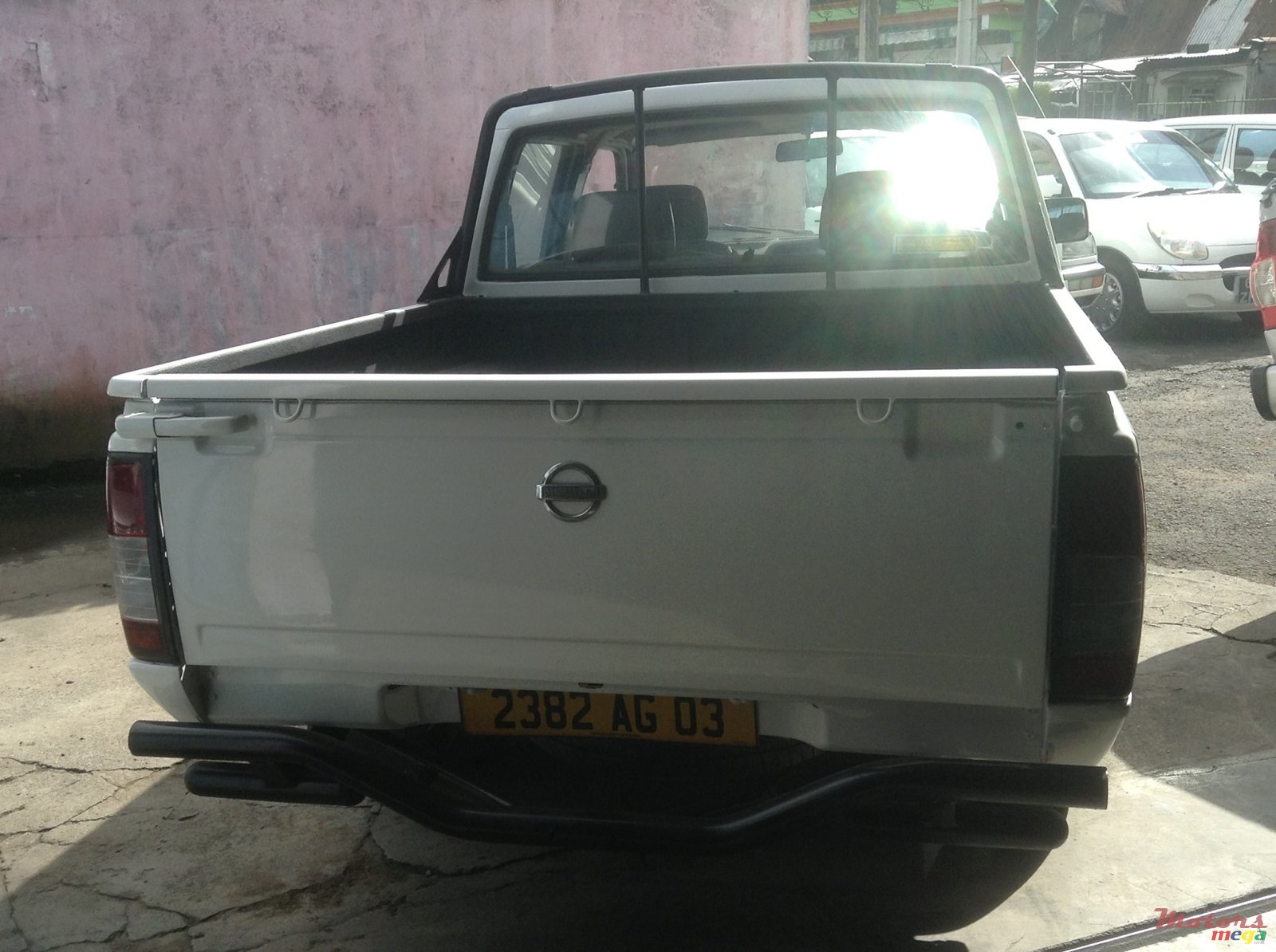 2003' Nissan Hardbody 2.7 photo #4