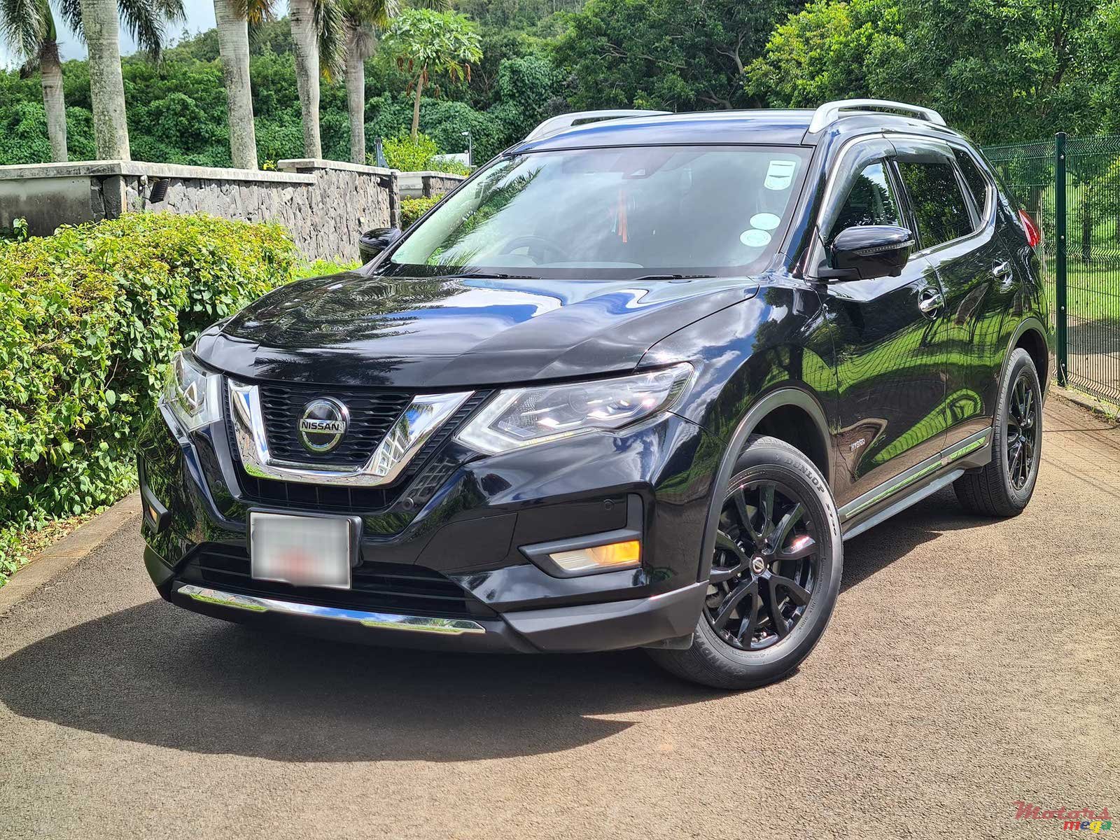 2020' Nissan X-Trail 2.0 Hybrid photo #1