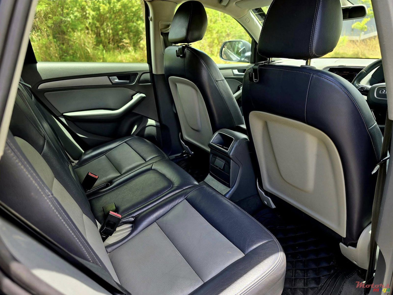 2013' Audi Q5 photo #5