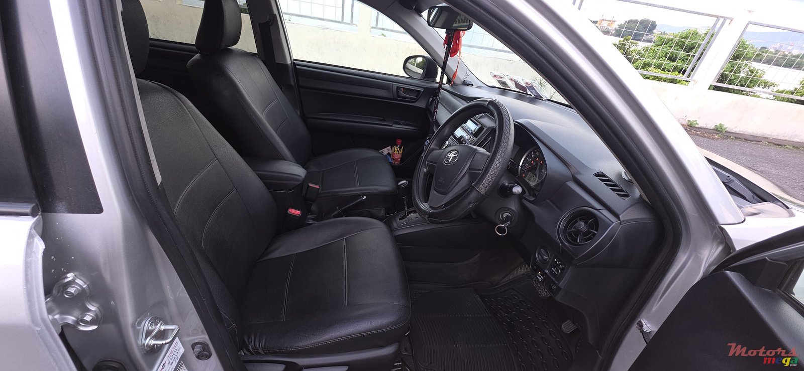 2015' Toyota Axio photo #7