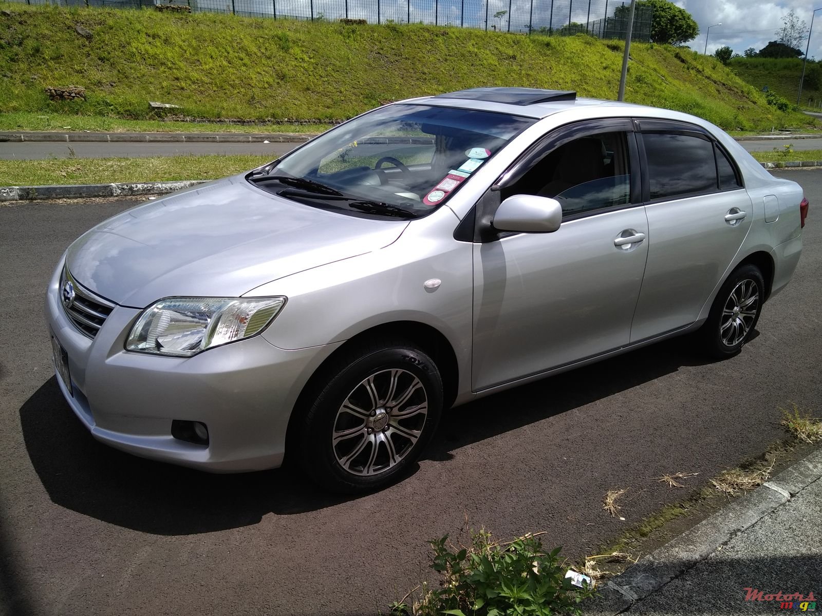 2010' Toyota Axio photo #1