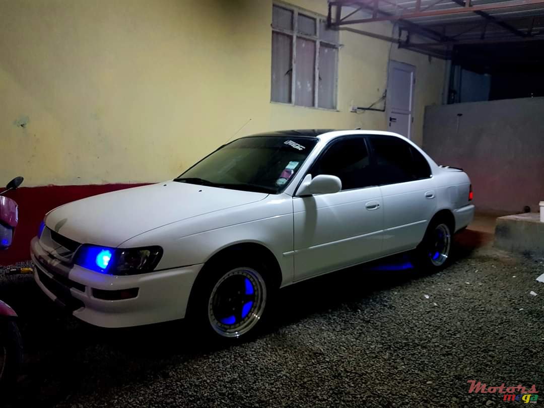 1994' Toyota Corolla photo #1