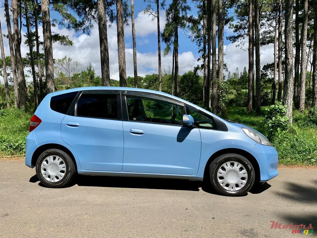 2013' Honda Fit photo #4