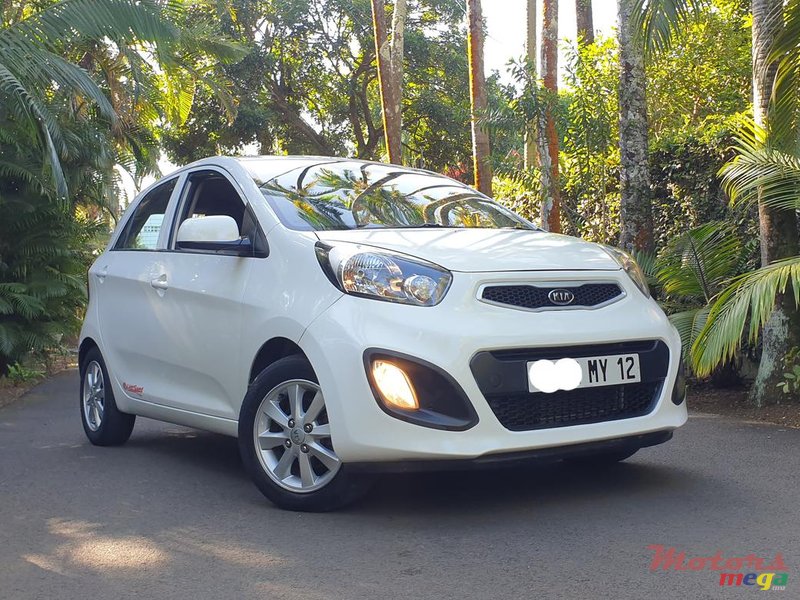 2012' Kia Picanto photo #1