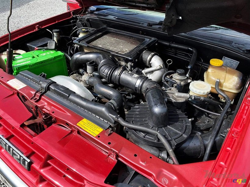 2004' Isuzu KB Series KB300 LX-TDI photo #5