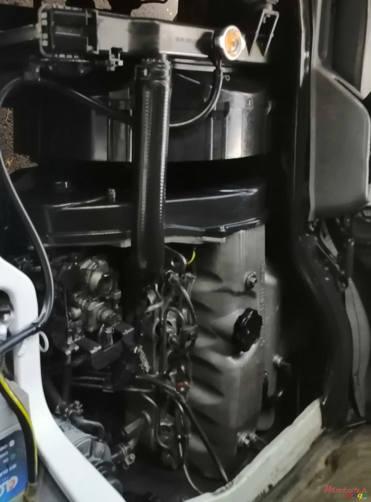 2011' Mitsubishi photo #3